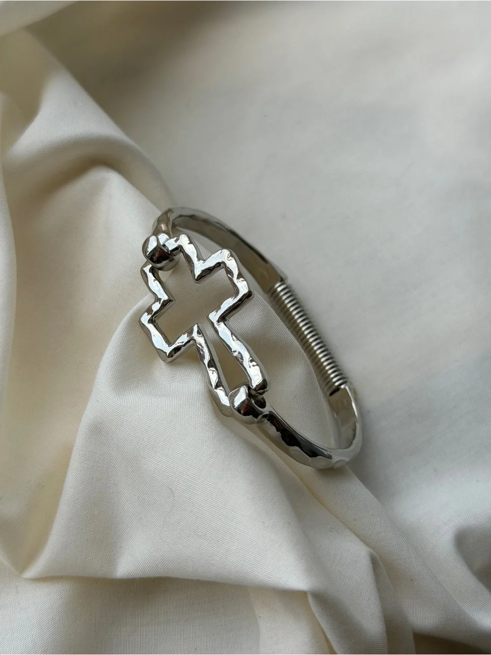 N/A polished silver